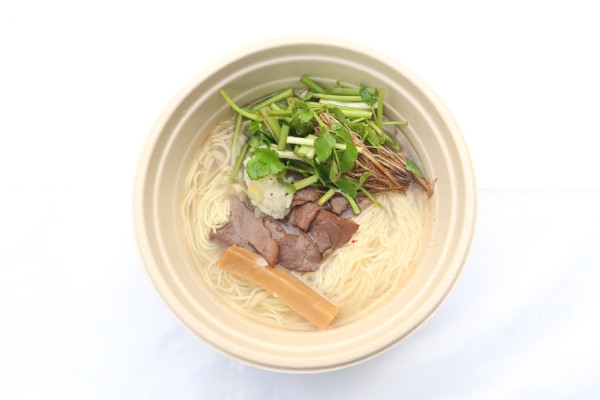 「【仙臺くろく】牛タン塩中華そば＋セリ乗せ￥３００」@名古屋ラーメンまつり2024の写真