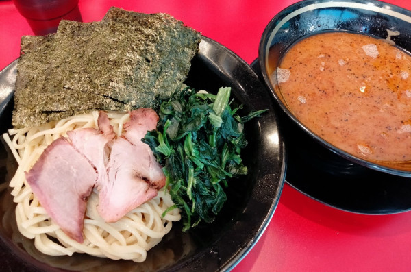 「つけ麺＋ほうれん草」@家系ラーメン 王道乃印 柏店の写真