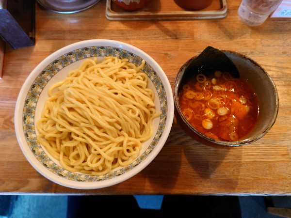 「辛つけ麺 あつもり大盛」@つけ麺屋 やすべえ 練馬店の写真