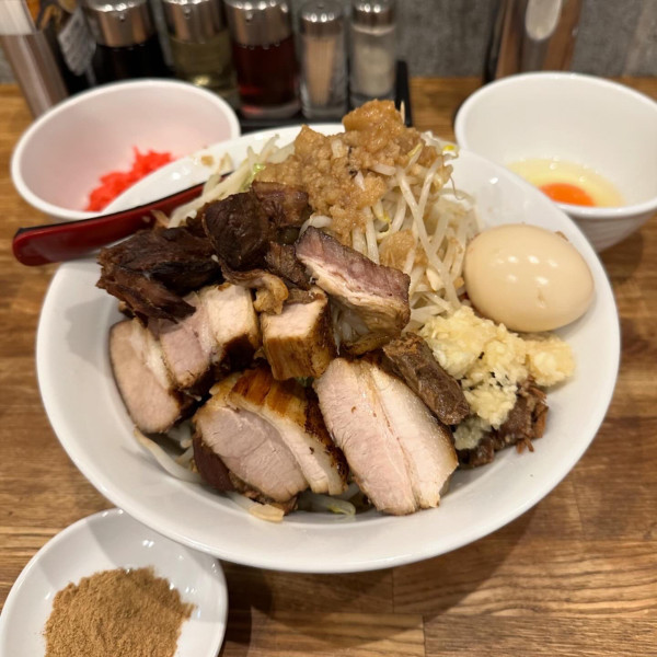 「汁なし二郎系らーめん」@麺処 青野の写真