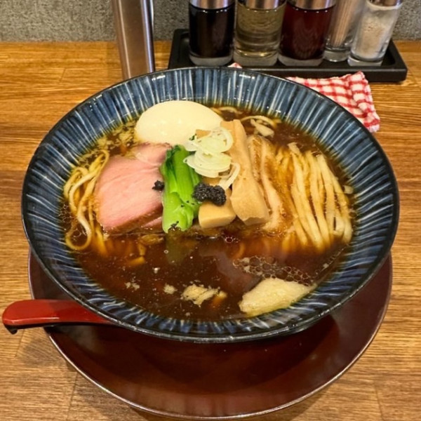 「特製醤油らぁめん」@麺処 青野の写真
