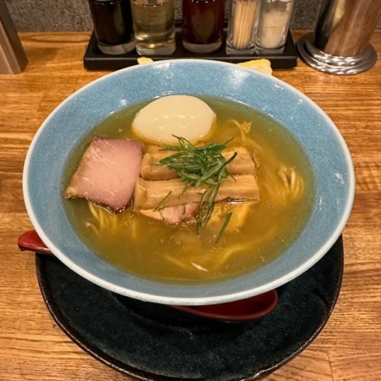 「味玉塩らぁめん」@麺処 青野の写真