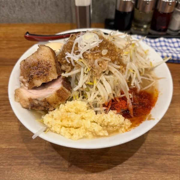 「おろぽん二郎系らーめん」@麺処 青野の写真