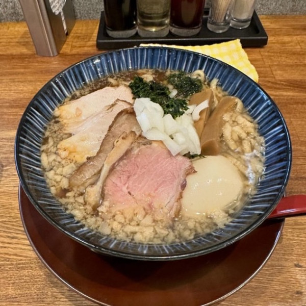 「背脂煮干し手揉みそば」@麺処 青野の写真