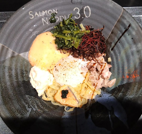 「汁なしサーモン」@サーモンnoodle3.0の写真