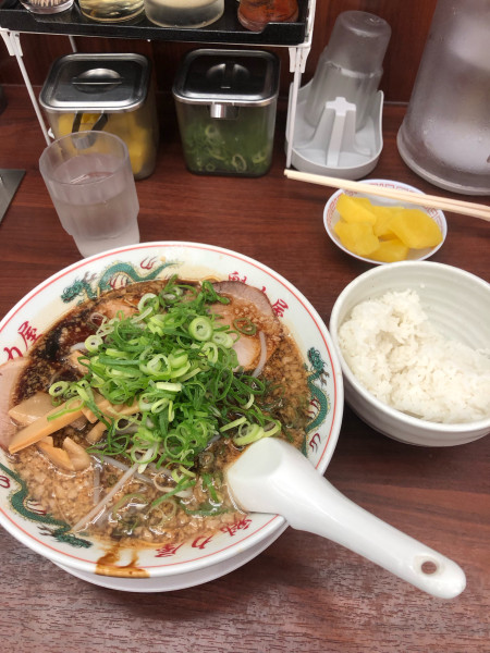 「京都漆黒醤油ラーメン」@ラーメン魁力屋 南行徳店の写真