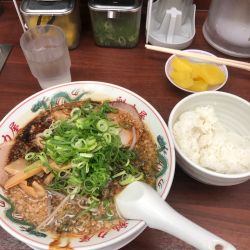 京都漆黒醤油ラーメン