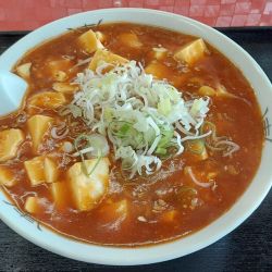 マーボラーメン 880円