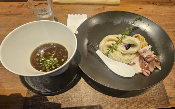 「淡麗つけ蕎麦昆布水」@蜂と蝶の写真