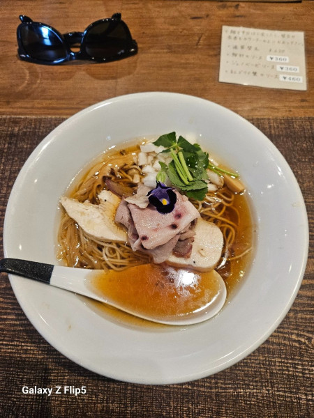 「煮干し醤油」@蜂と蝶の写真