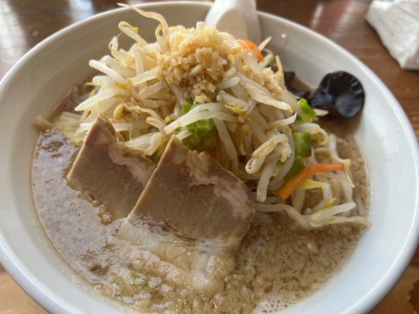 「ラーメン ¥900」@ら〜めん ぽっぽっ屋 晴海トリトン店の写真