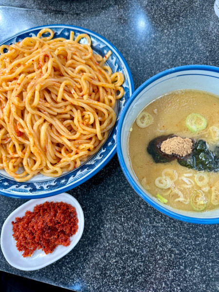 「辛味つけ麺大盛り」@縁者の写真
