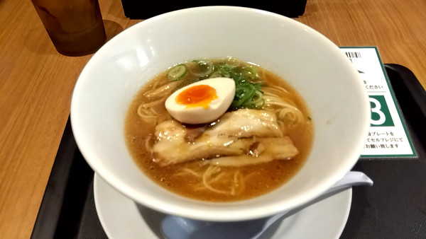 「醤油ラーメン（５８０円）」@松軒中華食堂 豊田店の写真