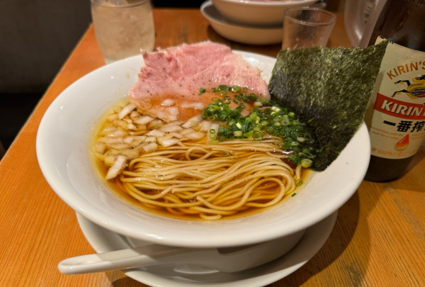 「淡麗醤油中華そば ¥850」@麺屋 まほろ芭の写真