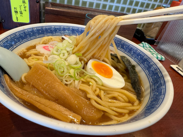 「らーめん中300g  900円」@つけ麺 石ばしの写真