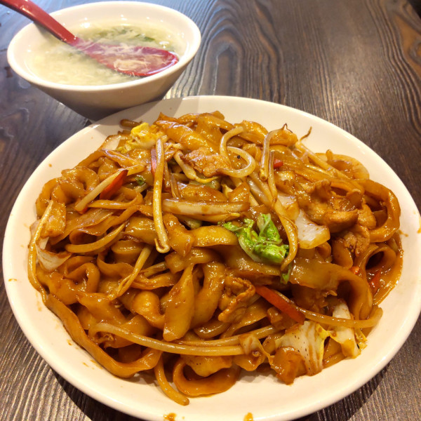 「焼き刀削麺（￥780）」@海月飯店の写真