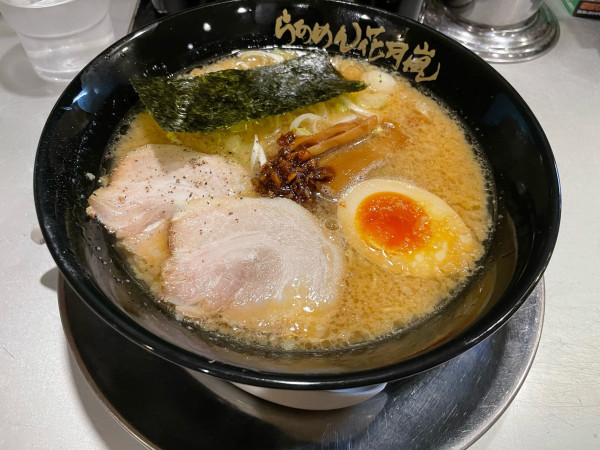 「嵐げんこつらぁめん」@らあめん花月嵐 三島店の写真