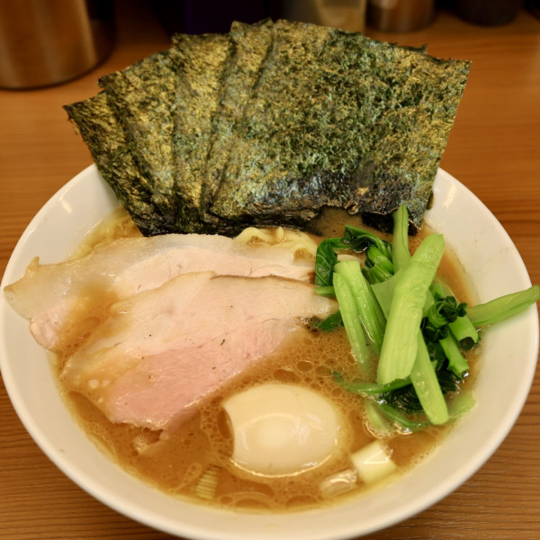 「特選ラーメン 全ふつう」@麺家 たいせいの写真
