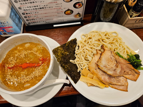 「ピリ辛魚介豚骨つけめん」@麺's club 酒池肉林の写真