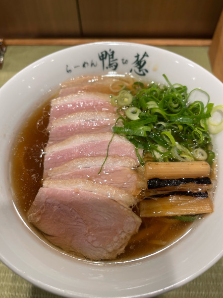 「鴨コンフィー麺」@らーめん 鴨to葱 イイトルミネ新宿店の写真