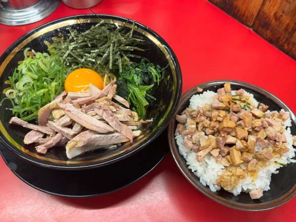 「油そば＋チャーシューまぶし（肉増し）」@柏 王道家の写真