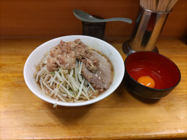 「ラーメン(少な目)」@ラーメン二郎 立川店の写真