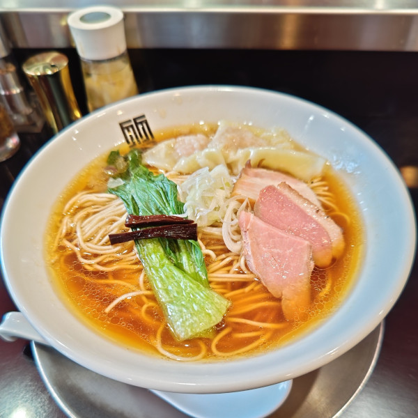 「雲呑醤油そば(大盛)」@竹末東京プレミアムの写真