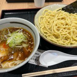 大勝軒ワンタンもりそば1280円