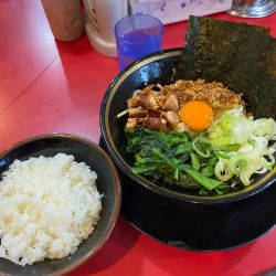 油そば(950円)ライス(100円)