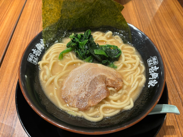 「ラーメン」@横浜家系ラーメン 壱角家 相模原店の写真