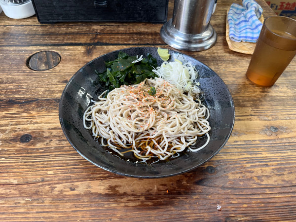 「冷やしかけそば350円」@葛西めんやの写真