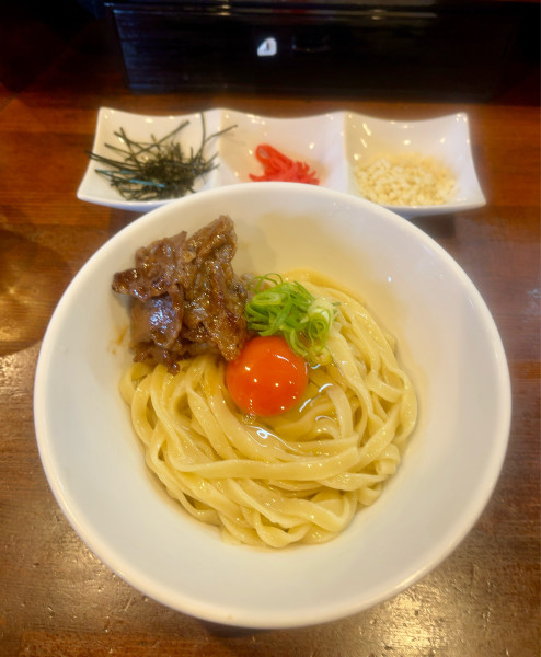 「卵かけ麺200g+和牛すき焼きTP（1300円）」@麺処 ほんだの写真