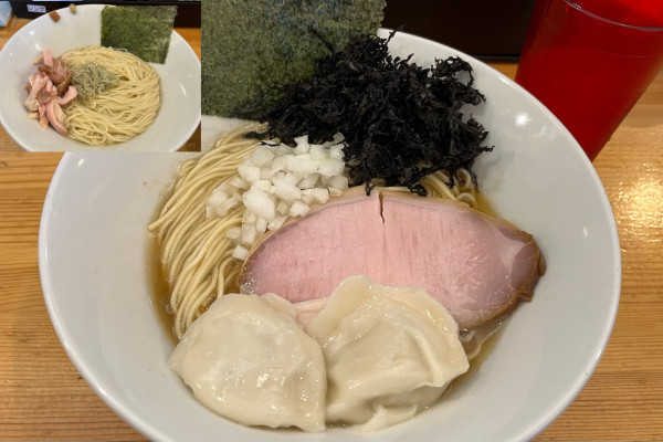 「煮干らーめん 正油+岩のり+【限定】和え玉(昆布水)」@煮干らーめん 川むらの写真