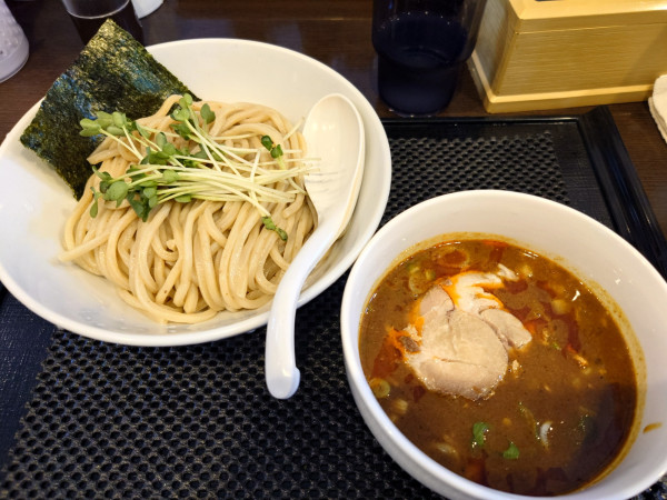 「カレーつけ麺(麺少なめ、880円)」@ブラウンの写真