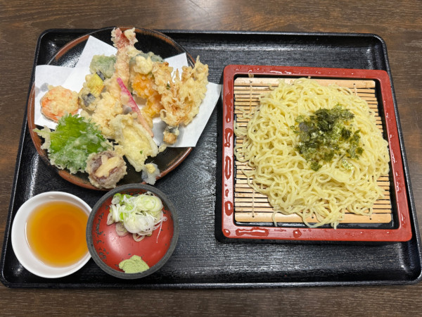 「天ざる中華 1300円」@山水本店の写真