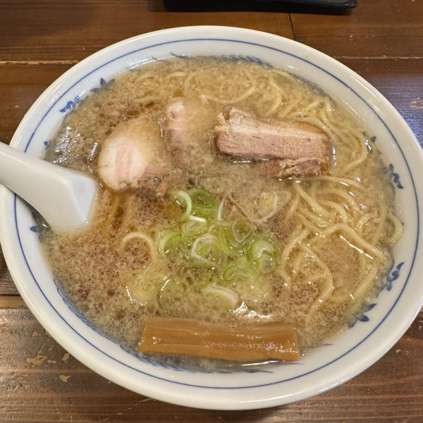 「背脂醤油・大　¥900」@二丁目食堂の写真