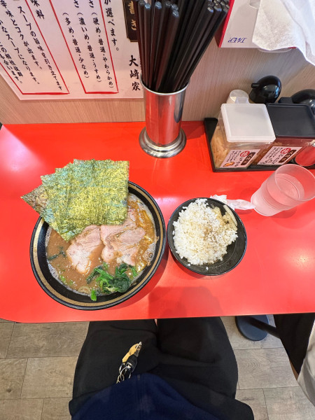 「学生ラーメン」@横浜家系ラーメン 大﨑家の写真