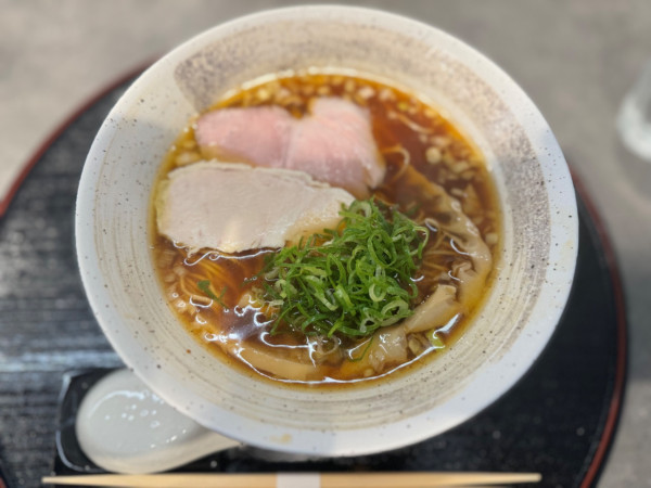 「中華そば(醤油) 980円」@中華そば 神田 そめいよしのの写真