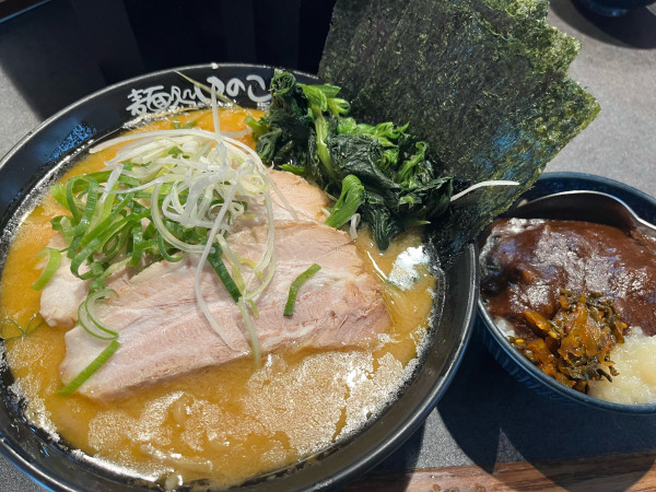 「チャーシューメン(しょうゆ)並　カレー丼 小 ¥1,280」@麺処いのこの写真