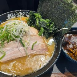 チャーシューメン(しょうゆ)並　カレー丼 小 ¥1,280
