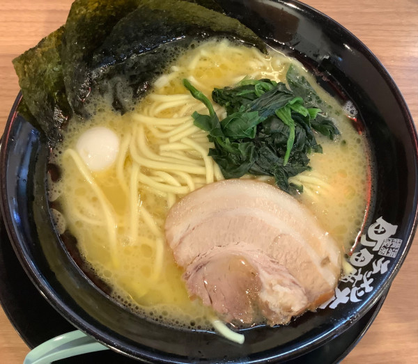 「塩豚骨ラーメン」@町田商店 中山店の写真