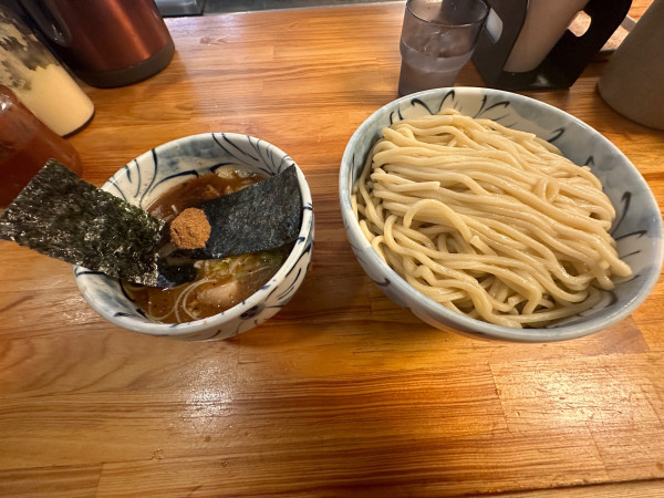 「つけ麺　🌊　900円」@自家製麺 然の写真