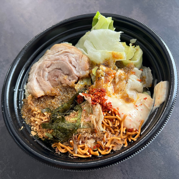 「冷やしまぜそば（テイクアウト）」@ジャンクガレッジ 東大宮店の写真