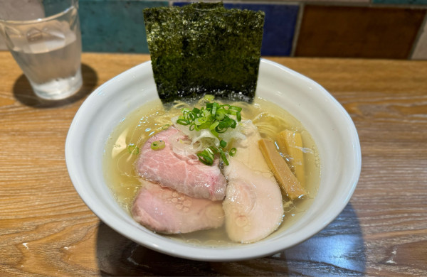 「中華そば（しお）¥900」@中華そば やま福の写真