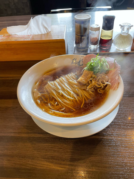 「初代醤油鶏そば 950円」@自家製麺 鶏冠の写真