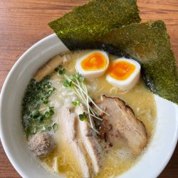 特製濃厚塩鶏そば