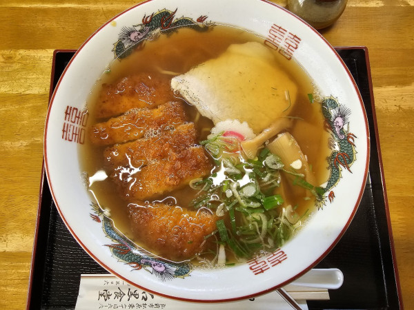 「カツ入り中華　750円」@石黒食堂の写真