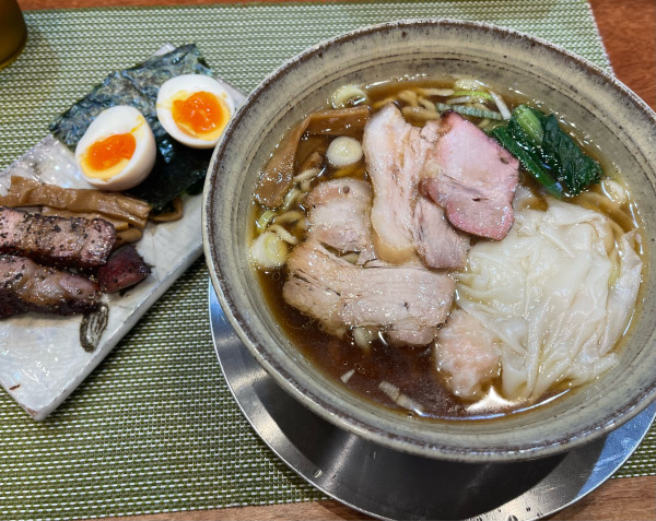 「特製醤油らーめん大盛」@らーめん 梶原の写真