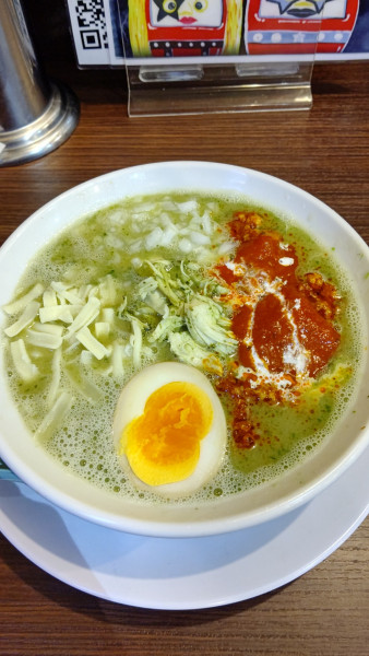 「バジルとまとだるまらーめん 1100円」@だるま大使 本店の写真