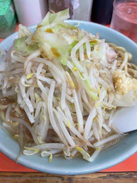 「大盛りらーめん ヤサイニンニク」@らーめん いごっそうの写真